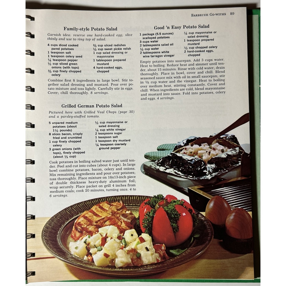 Betty Crocker's New‎ Outdoor Cookbook - Picnics Boat Trips Camp-Outs 1967 - Picture 4 of 4